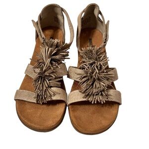 Minnetonka Desi Fringe Suede Wedge Sandal Size 7M NWOT